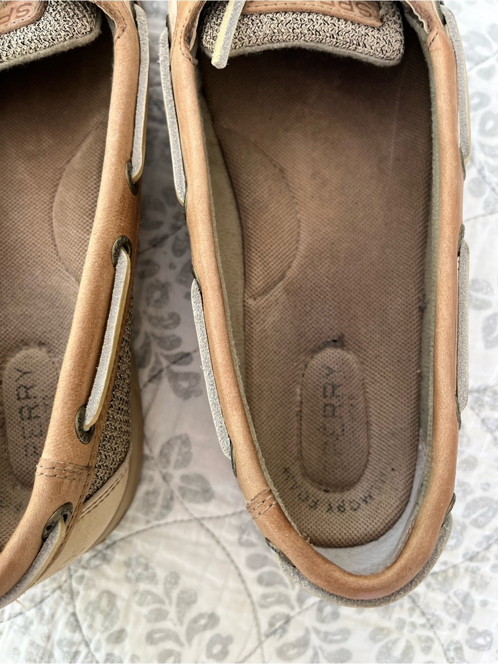 8 Sperry Women’s Angelfish Tan Leather Boat Shoes - Classic Two-Eye Moccasin - Picture 7 of 8
